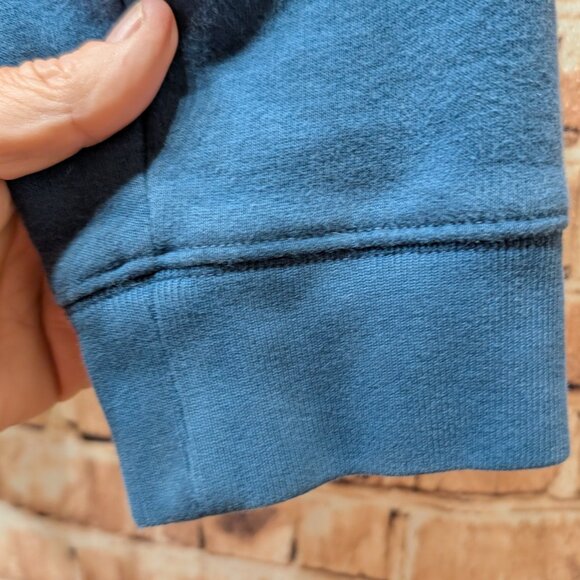 Carhartt Hoodie with Logo Navy Size Large (14-16) - Picture 5 of 12